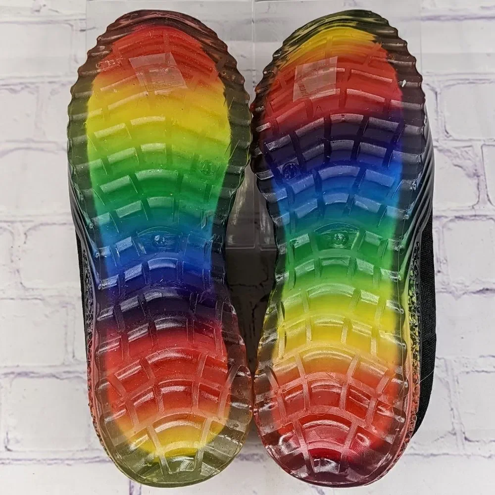 NIB G.N.D. Flow Stretch Knit Slip On Sneaker with Rainbow Sole